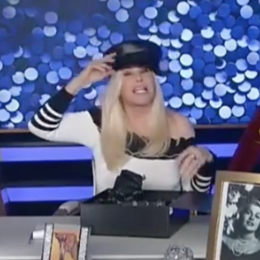 SUSANA GIMENEZ: unboxing video
